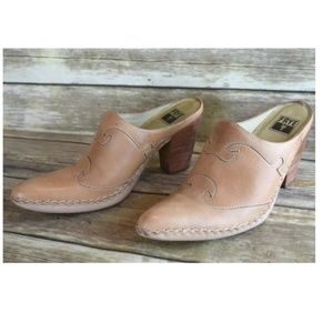 Frye Phoenic stitched mule booties